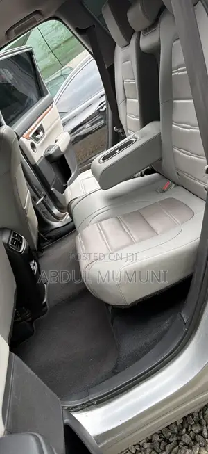 Honda CR-V Touring 2022 Silver