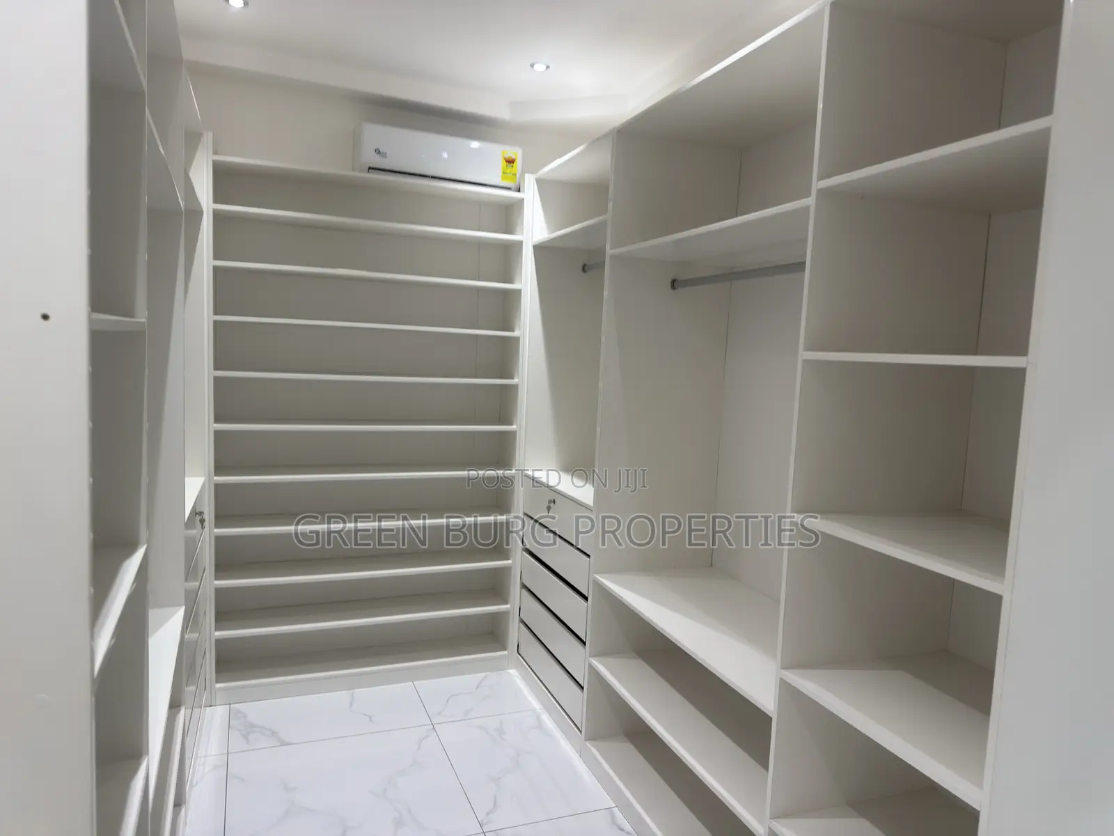 Furnished 4bdrm House in East Legon for rent