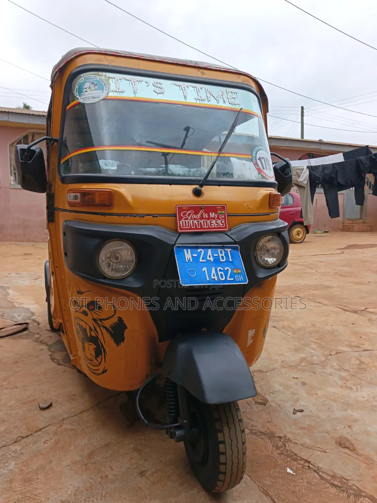Bajaj RE 2024 Yellow