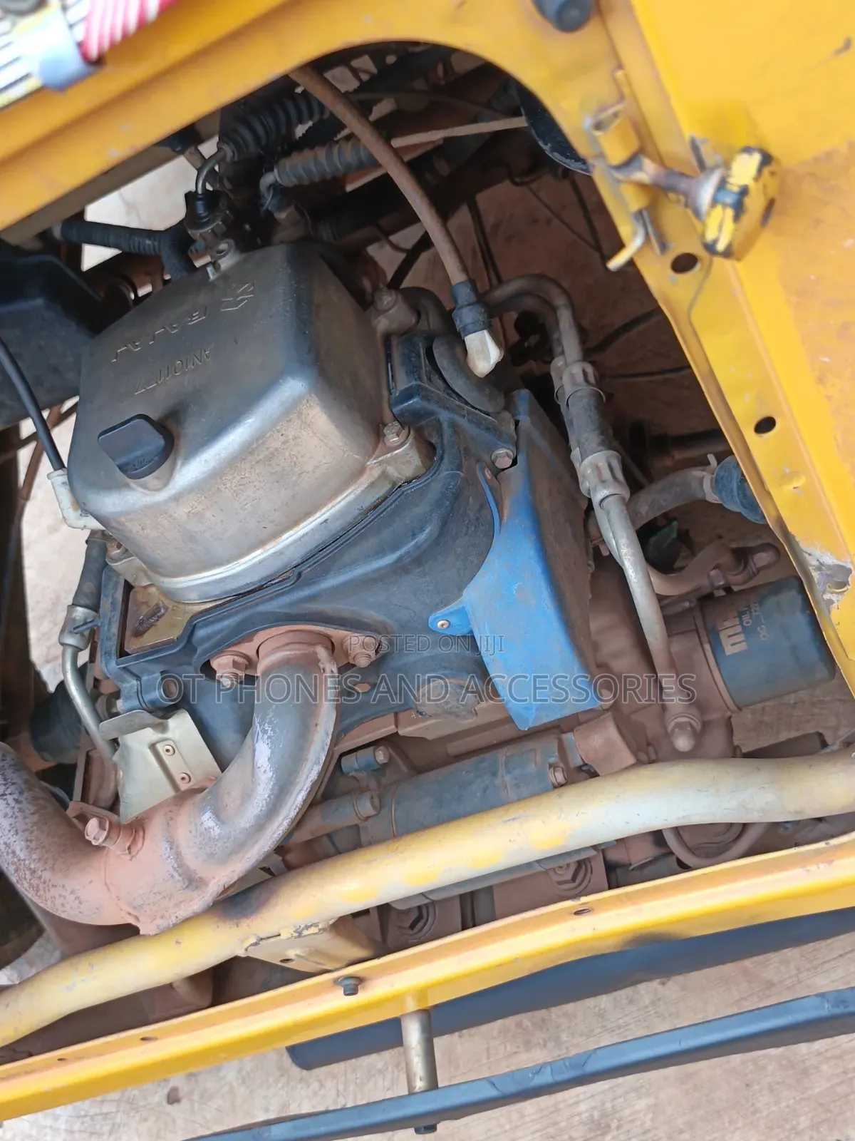 Bajaj RE 2024 Yellow
