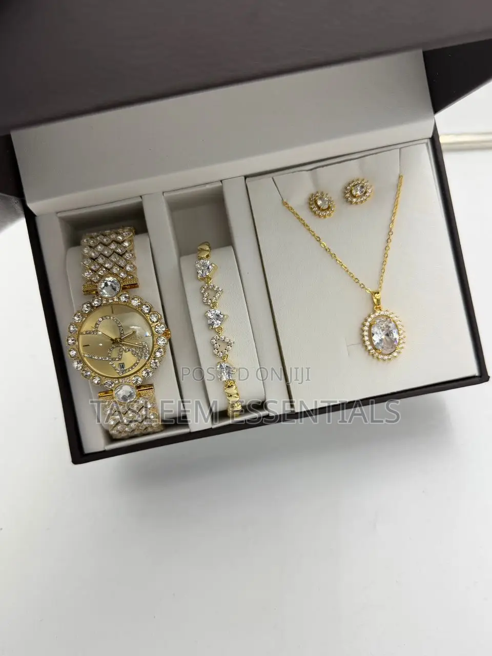Designer Watches and Jewelleries