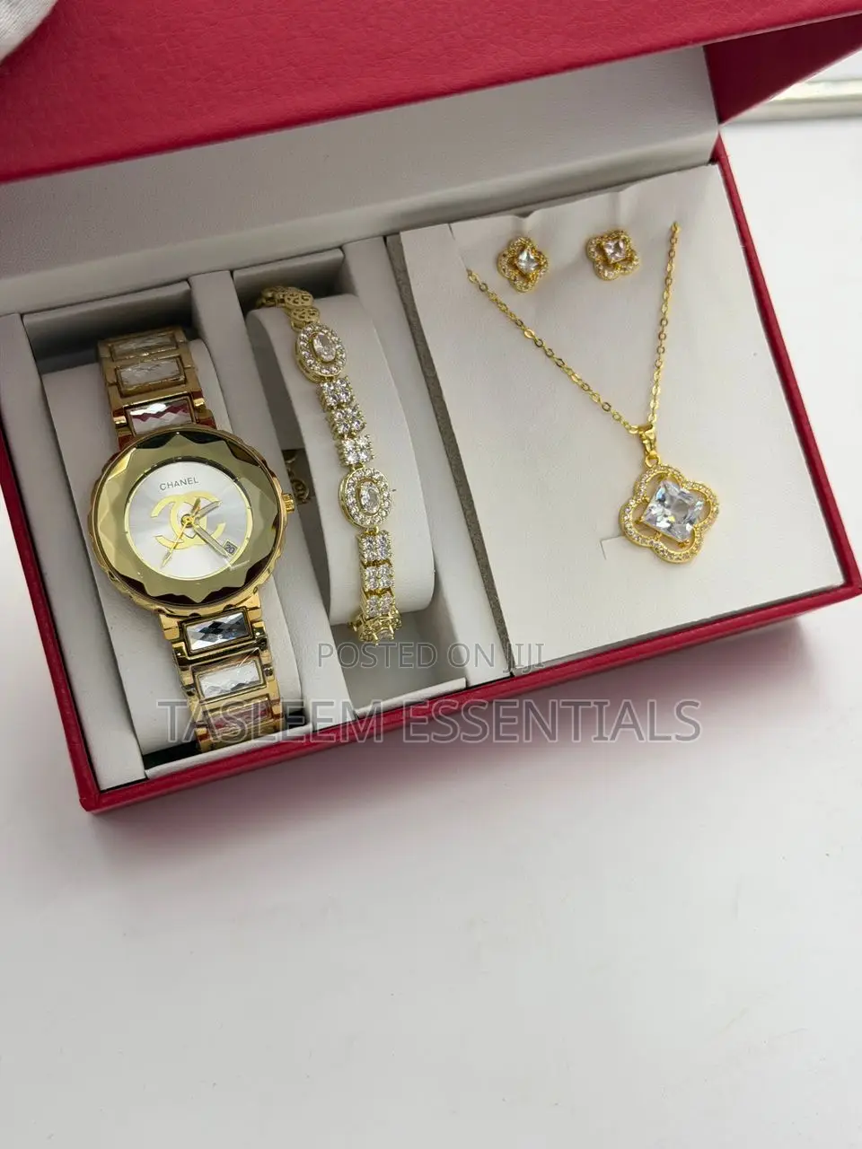 Designer Watches and Jewelleries