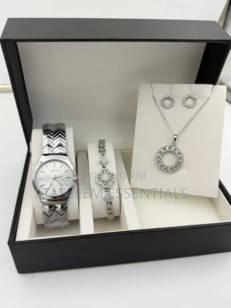 Designer Watches and Jewelleries