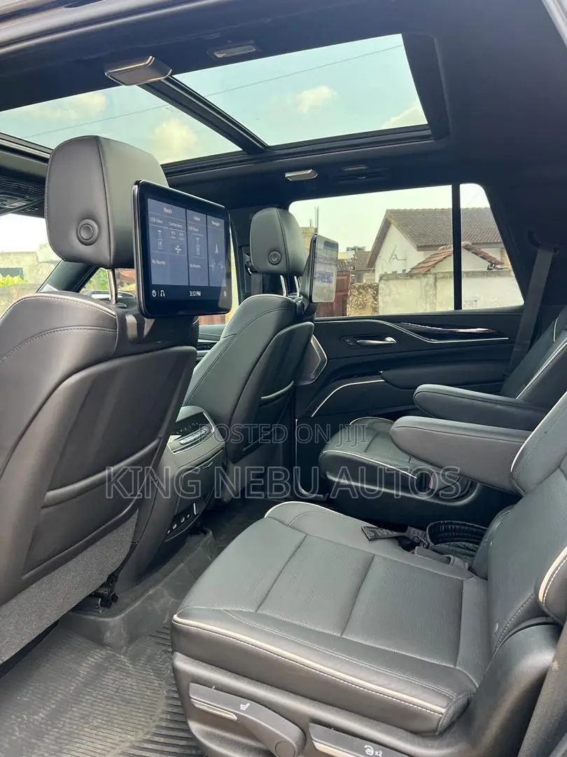 Cadillac Escalade 2021 Black
