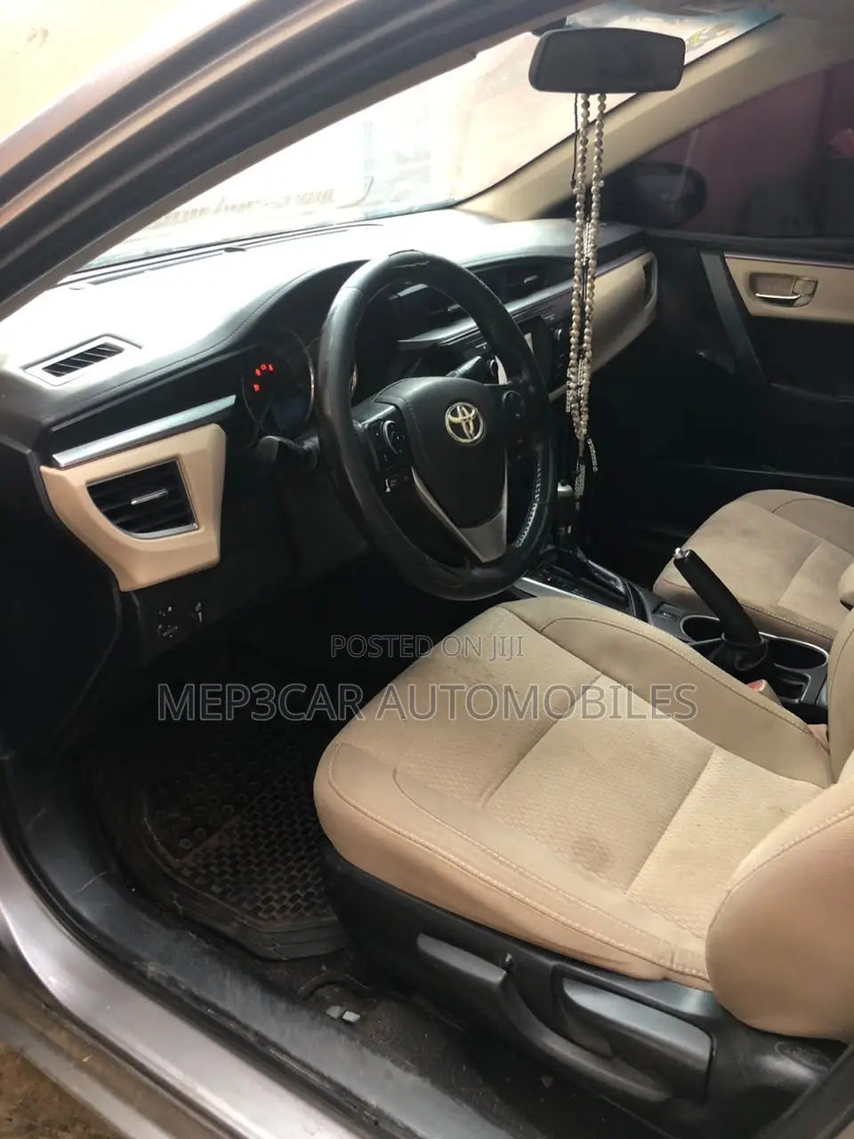 Toyota Corolla 2015 Gray