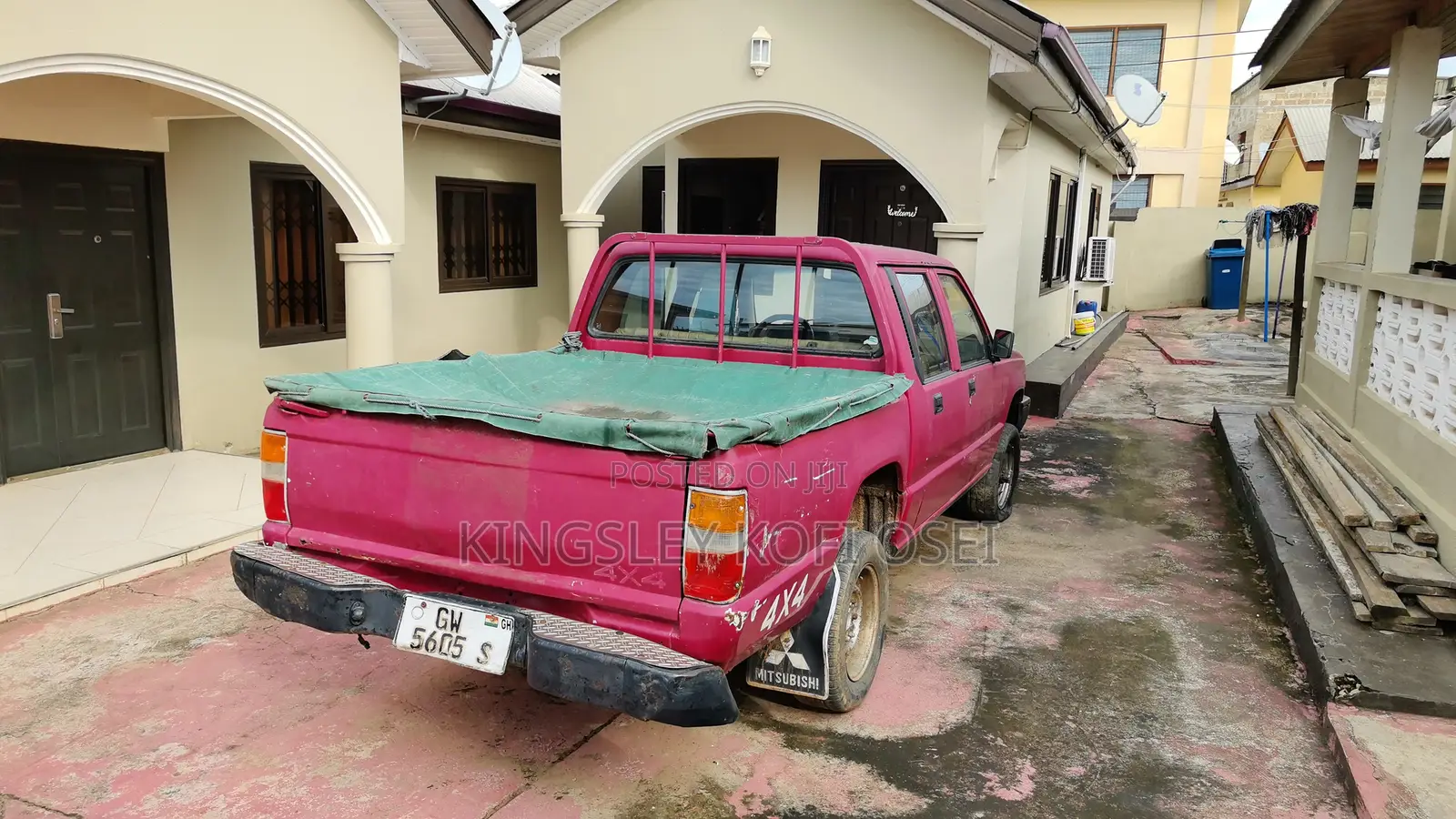 Mitsubishi L200 Double Cab 2.4 1987 Red