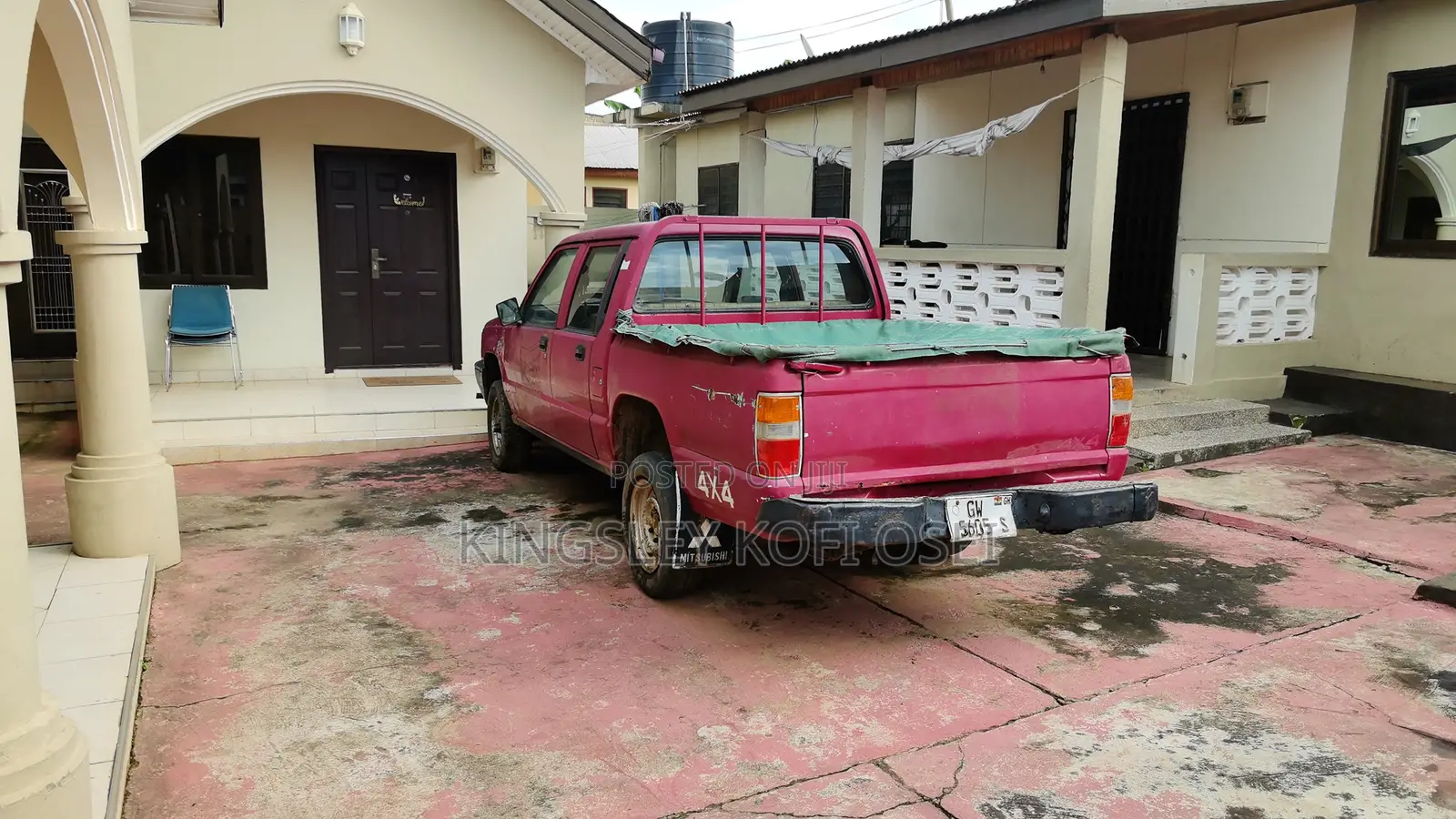 Mitsubishi L200 Double Cab 2.4 1987 Red