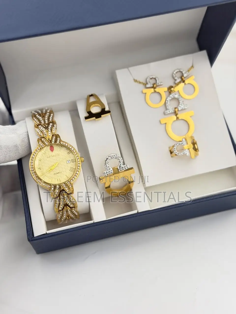 Ladies Watch Luxurious Jewelery