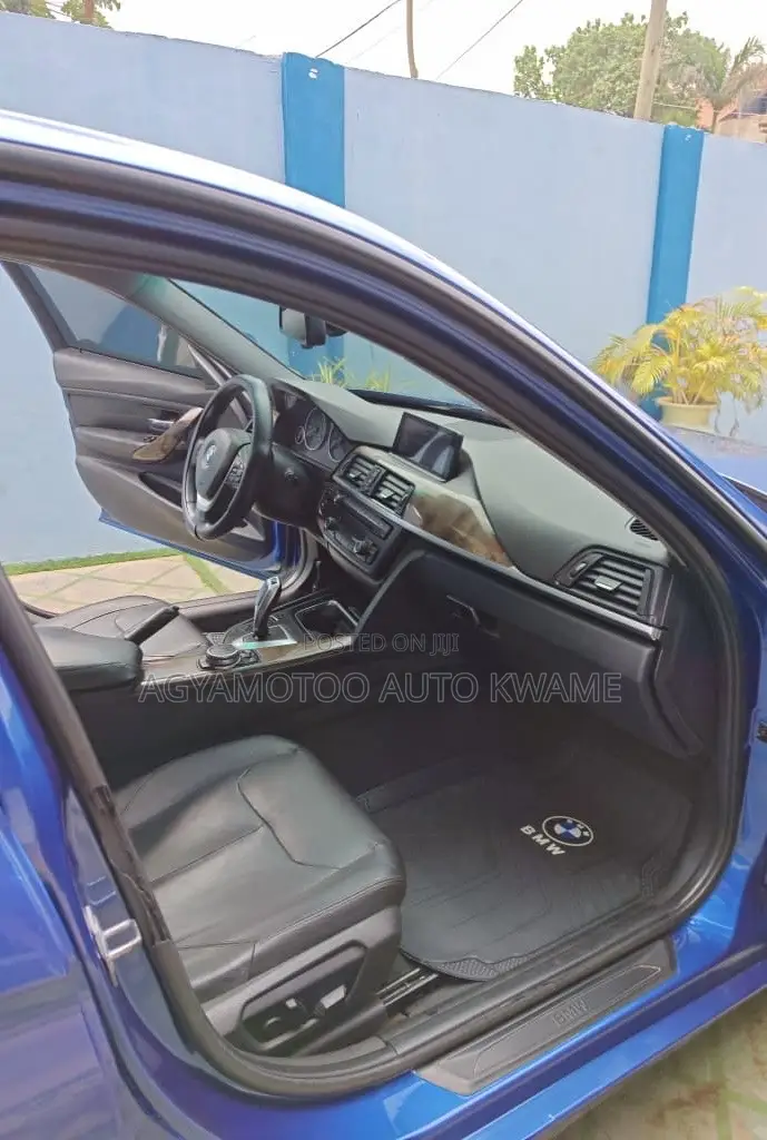 BMW 328i 2016 Blue