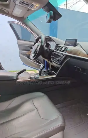 BMW 328i 2016 Blue