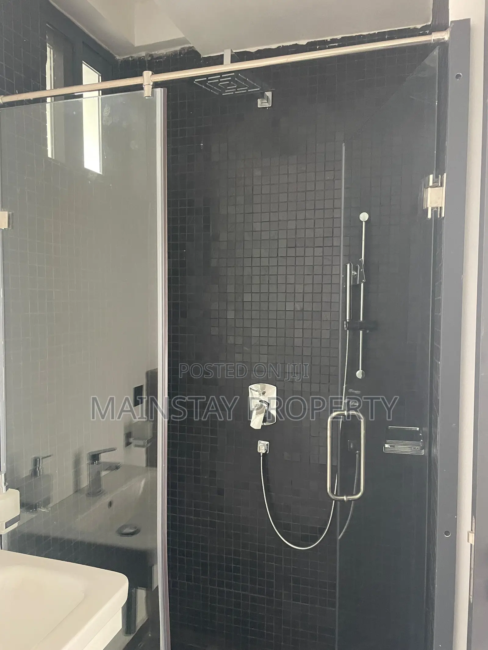 3bdrm Apartment in Mainstay Estates, Dzorwulu for rent