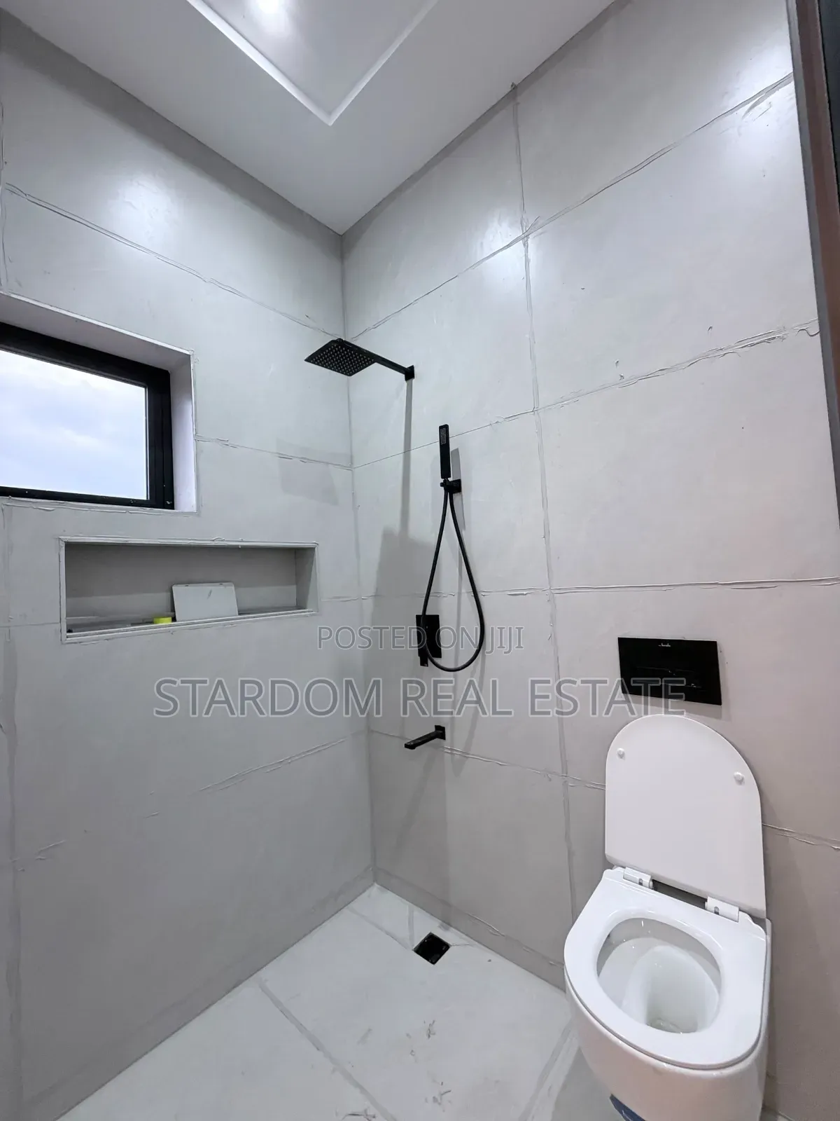 4bdrm Duplex in East Legon Hills, Ability for sale