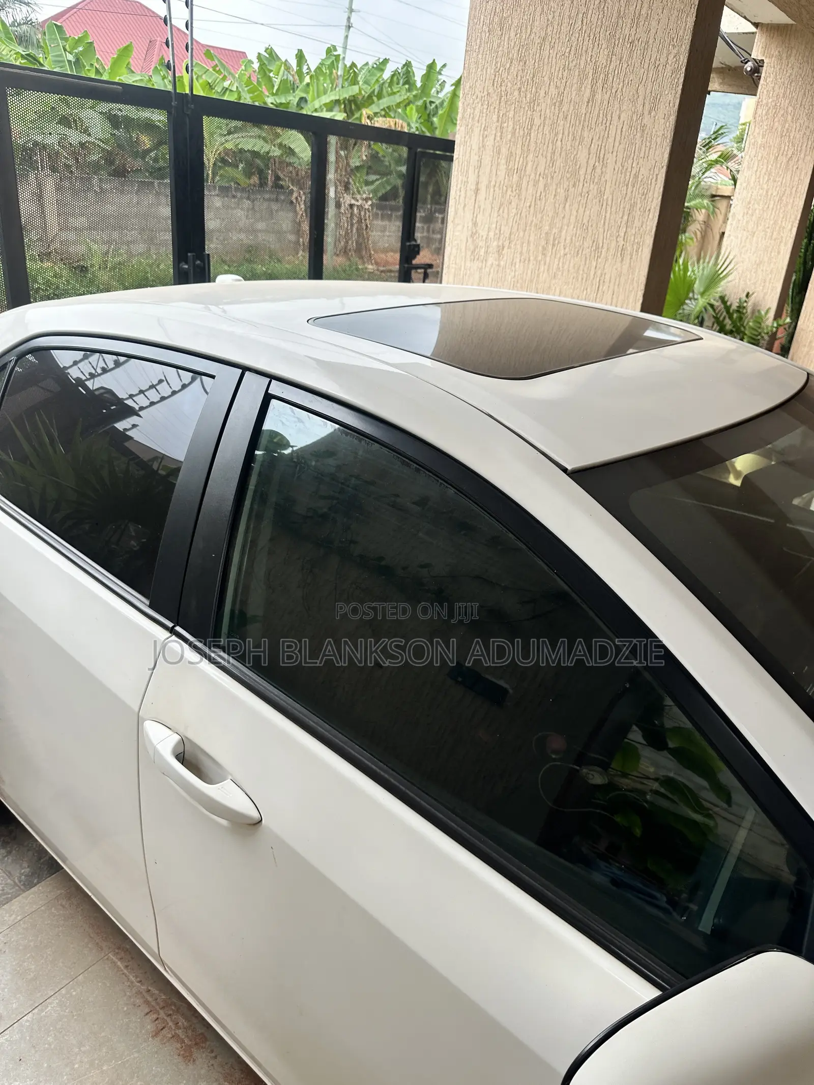 Toyota Corolla S Premium 4dr Sedan (1.8L 4cyl CVT) 2016 White