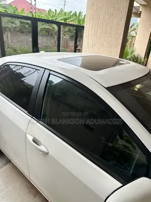 Toyota Corolla S Premium 4dr Sedan (1.8L 4cyl CVT) 2016 White