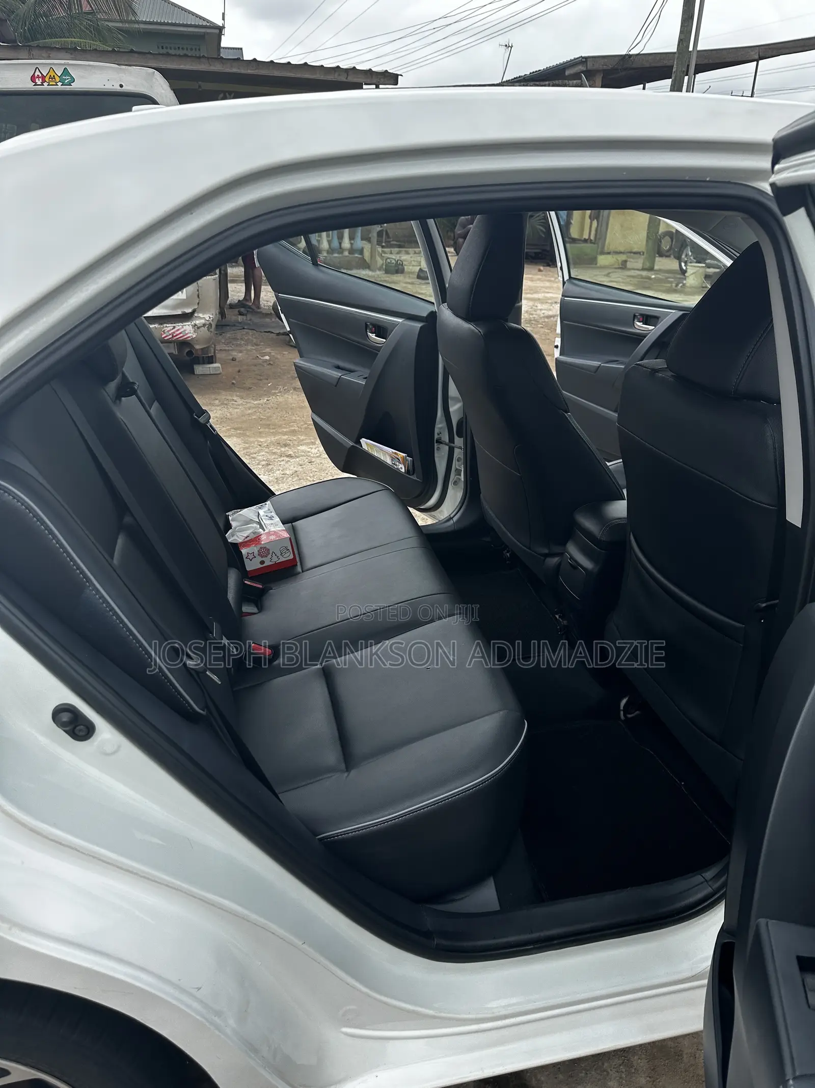 Toyota Corolla S Premium 4dr Sedan (1.8L 4cyl CVT) 2016 White