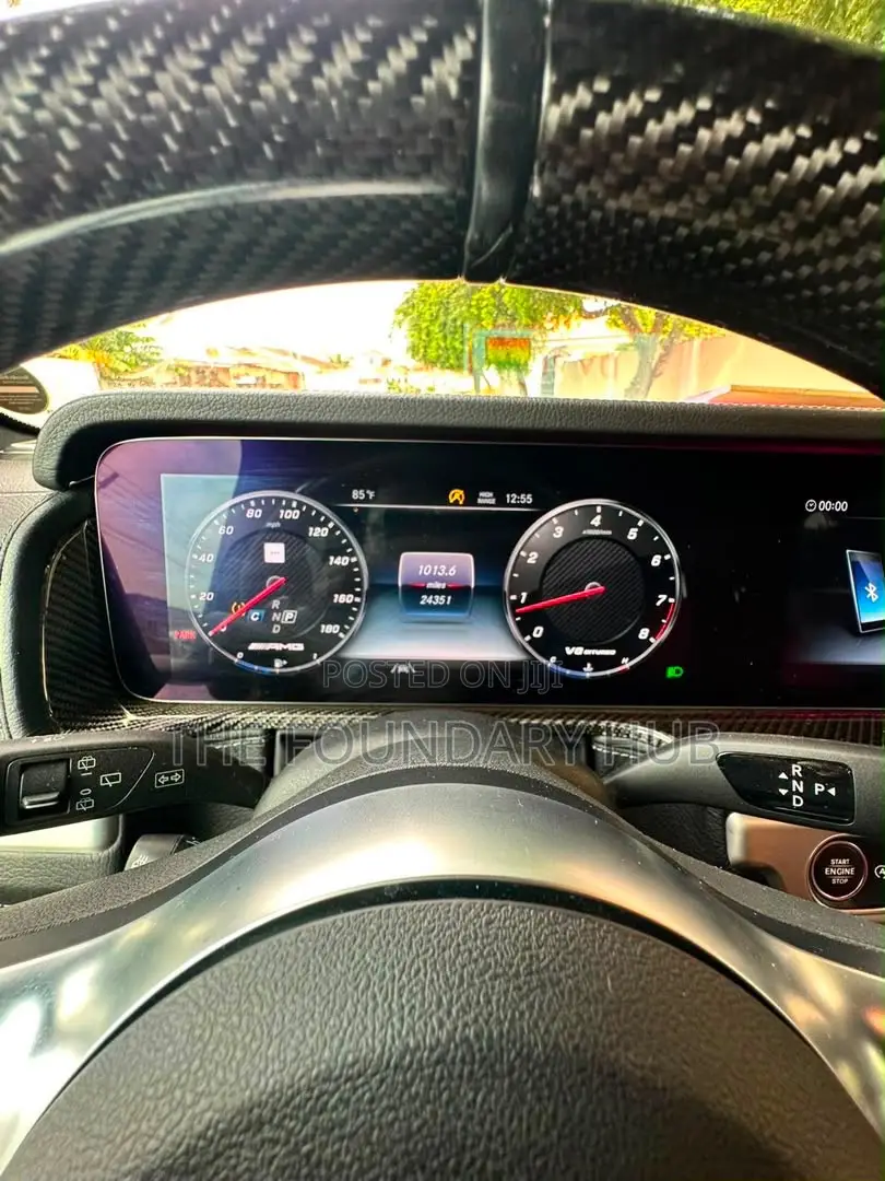 Mercedes-Benz G-Class 2023