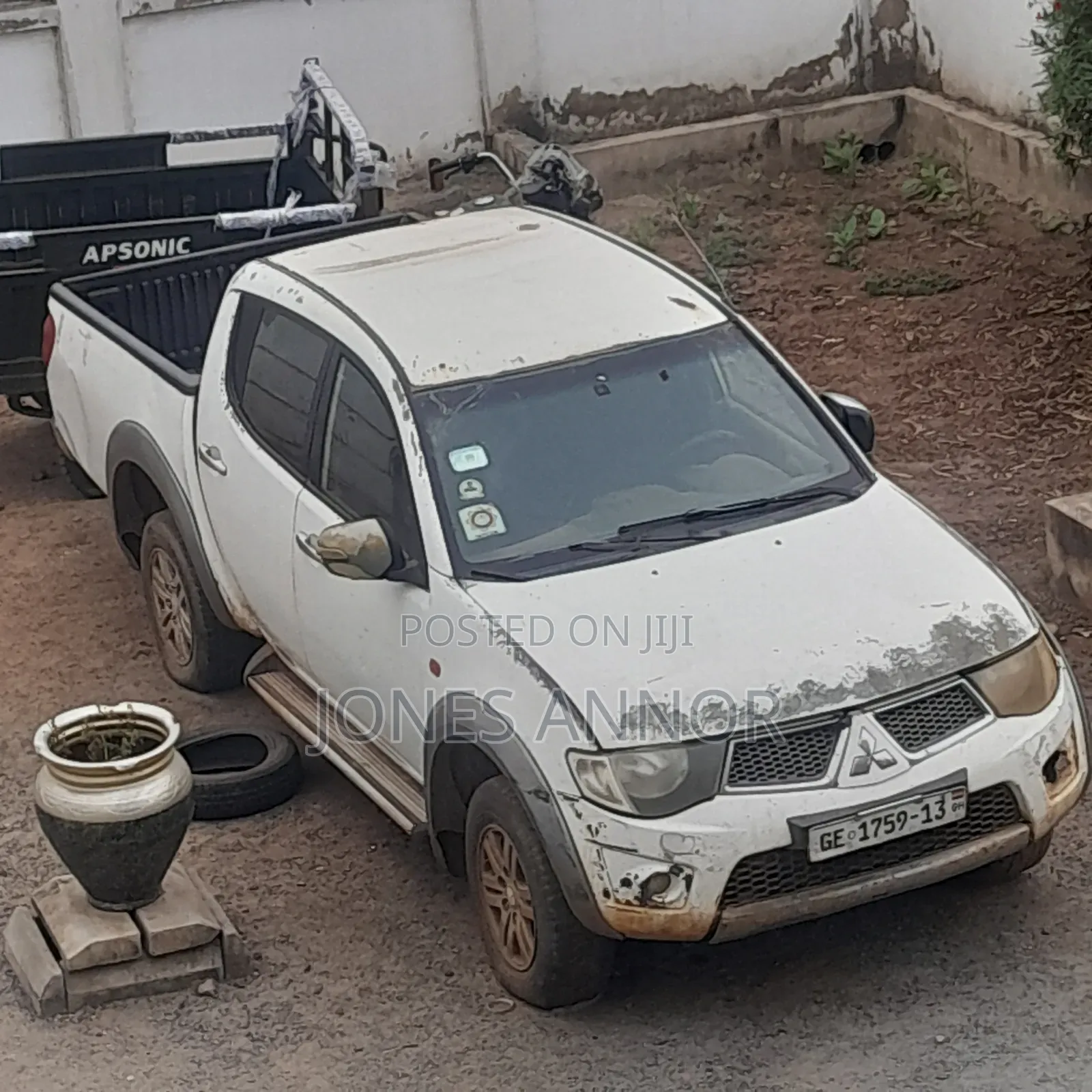 Mitsubishi Pick Up