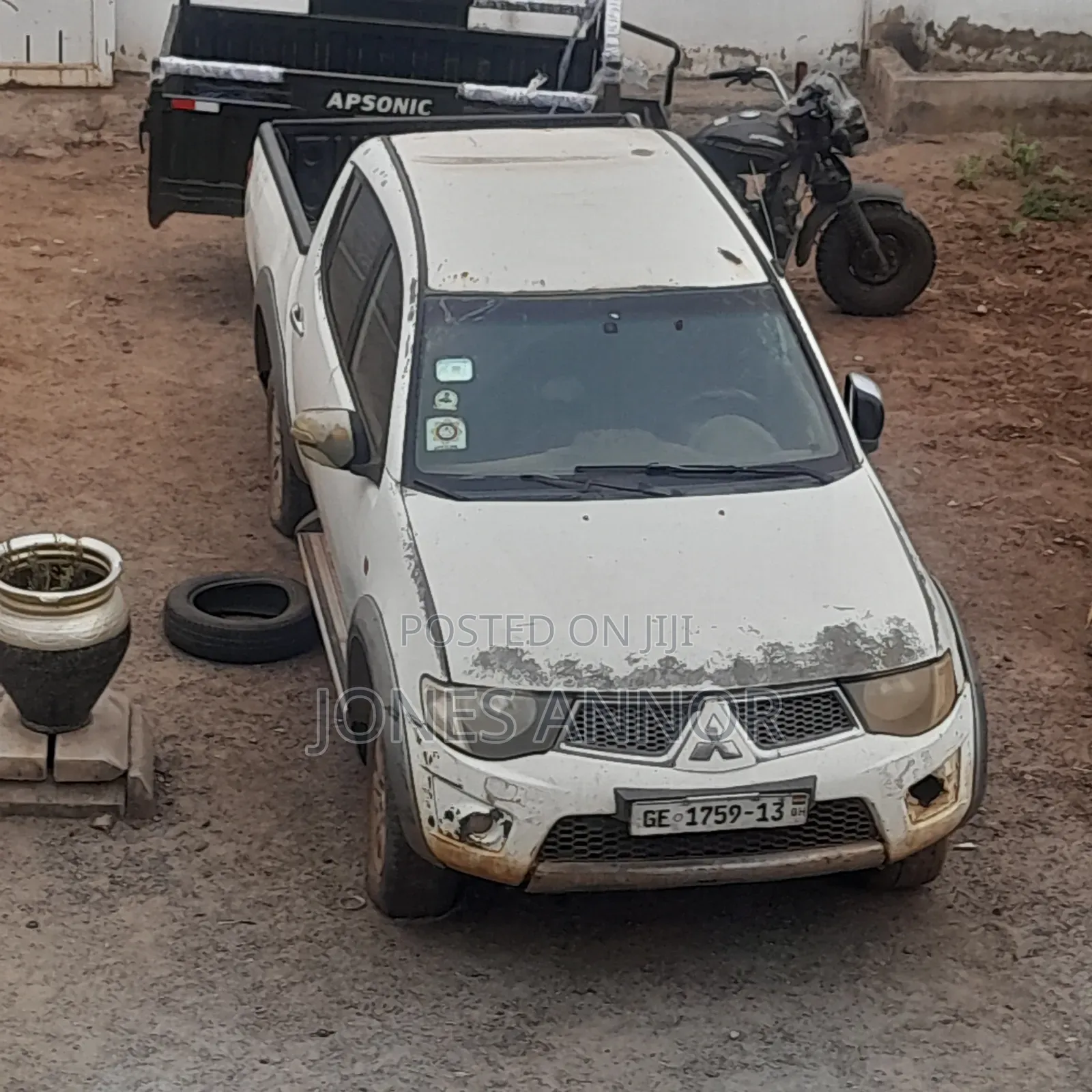 Mitsubishi Pick Up