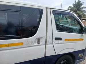 Toyota HiAce 2008 White