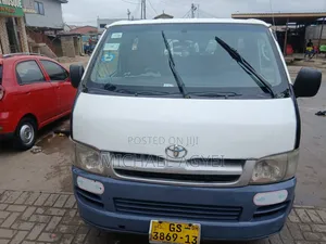 Toyota HiAce 2008 White
