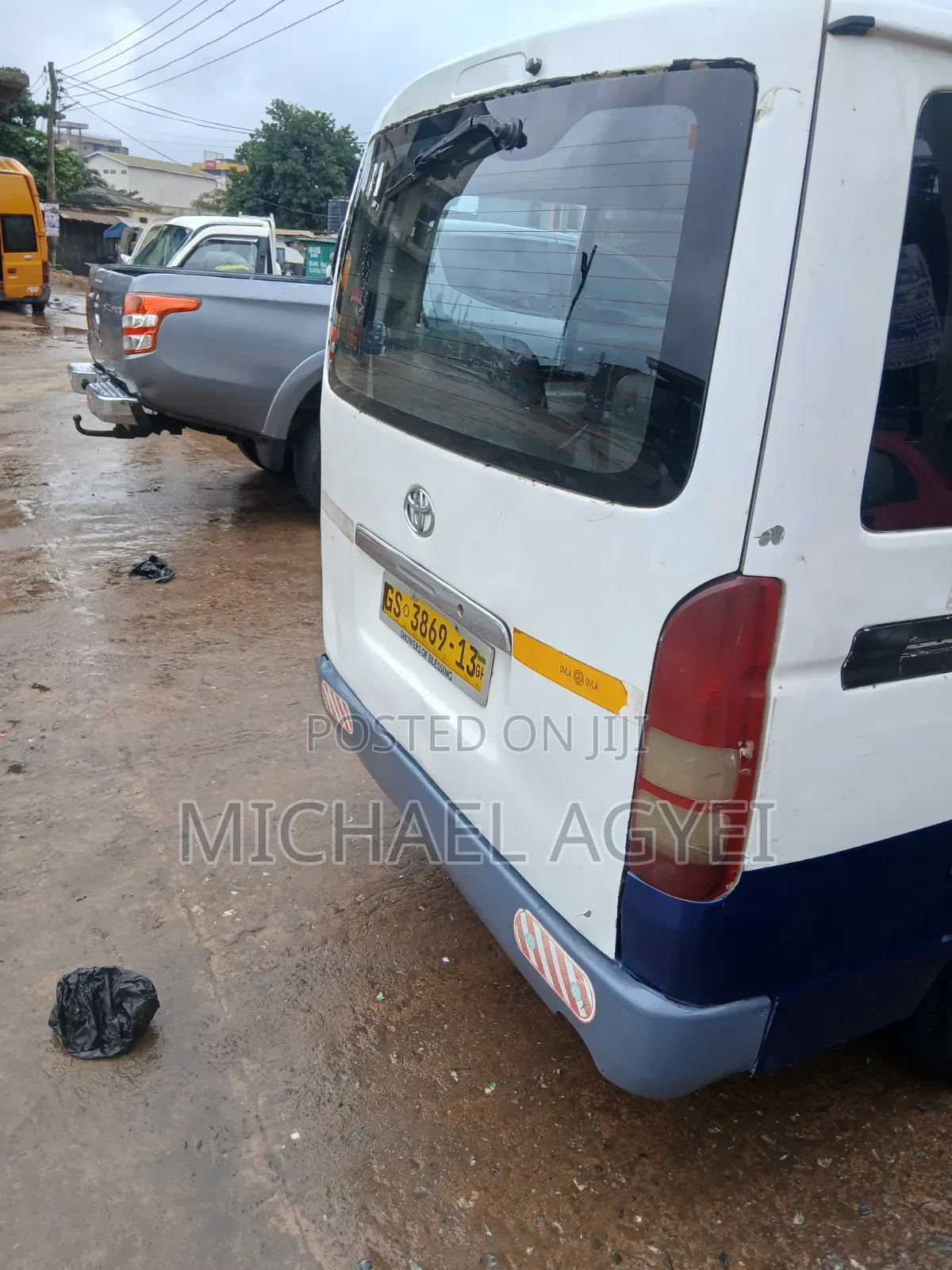 Toyota HiAce 2008 White
