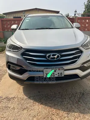 Hyundai Santa Fe SE AWD 2018 Silver