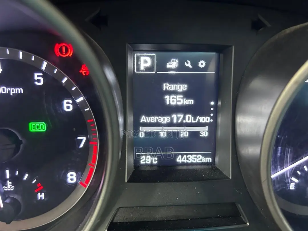 Hyundai Santa Fe SE AWD 2018 Silver