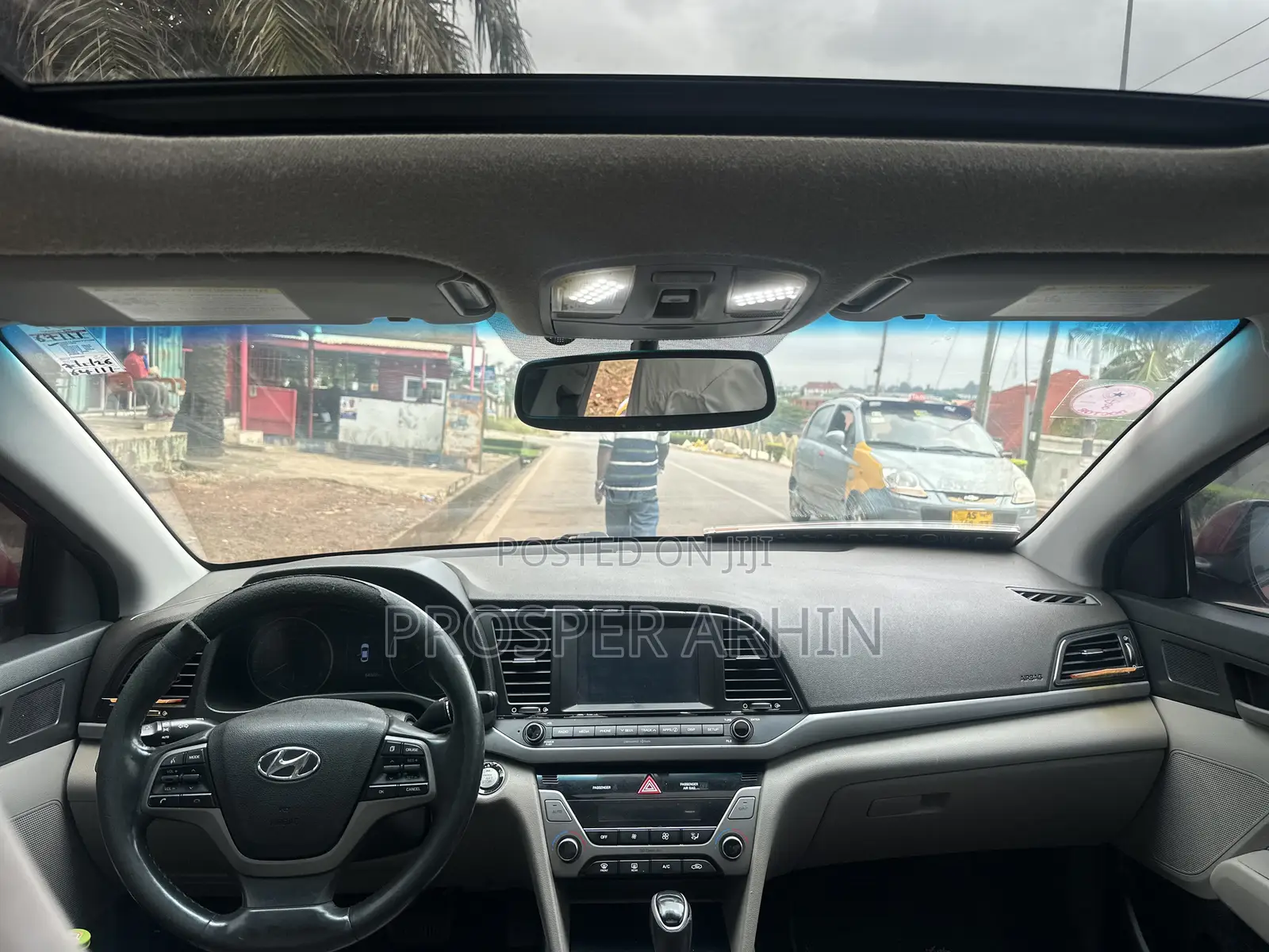 Hyundai Elantra SE 2018 Red
