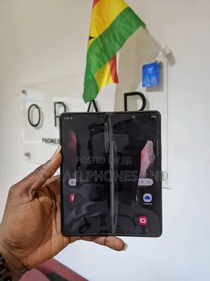 Samsung Galaxy Z Fold 3 256 GB Black
