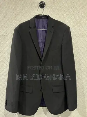 Taylor Wright Black 2-Piece Suit 36L Tailored Fit