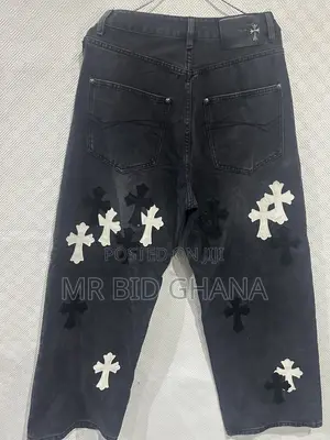 Black Cross-Patch Baggy Jeans – Size XS