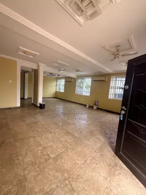 4bdrm House in Community 18 Area, Spintex for rent