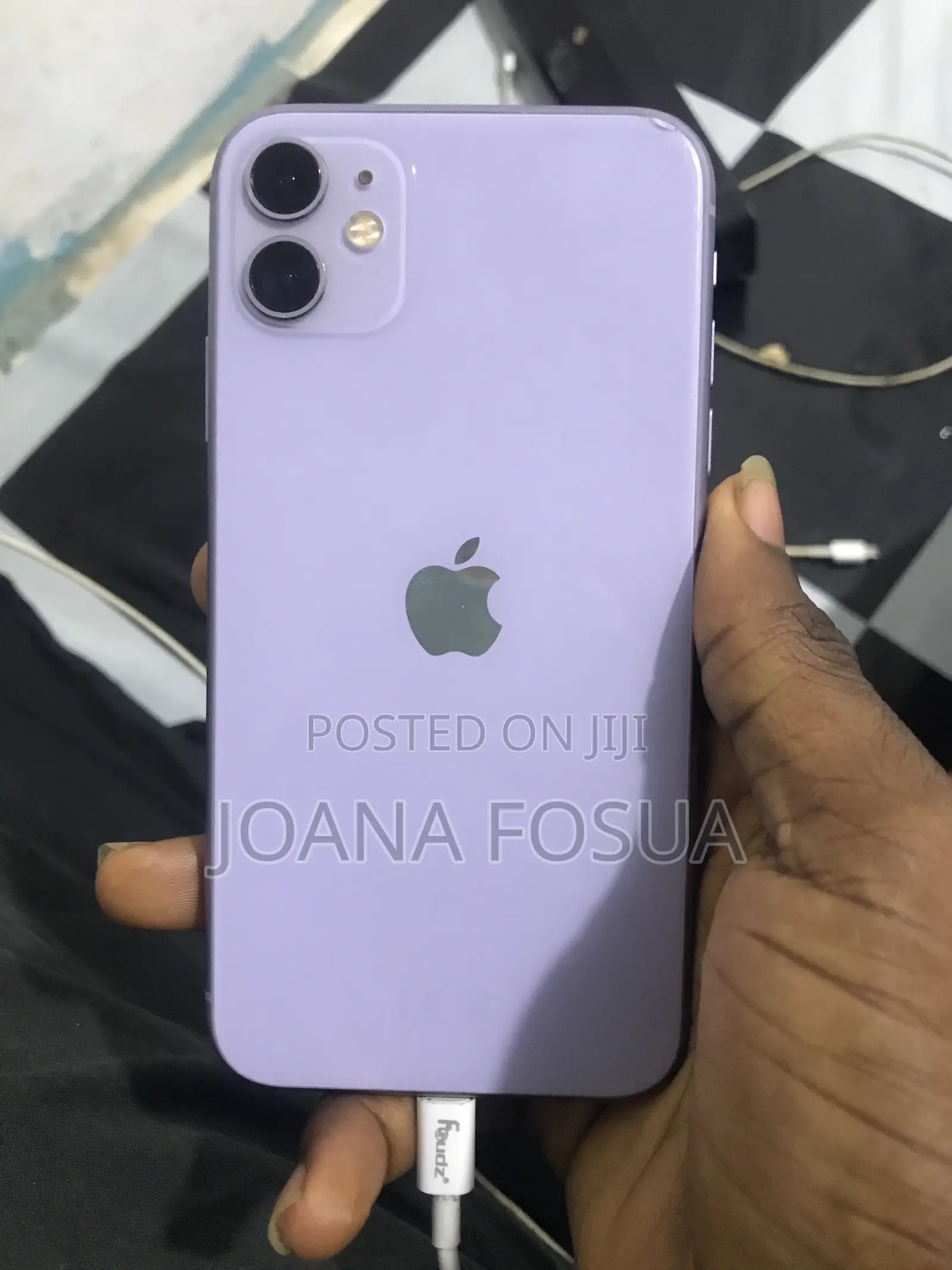 Apple iPhone 11 64 GB Purple