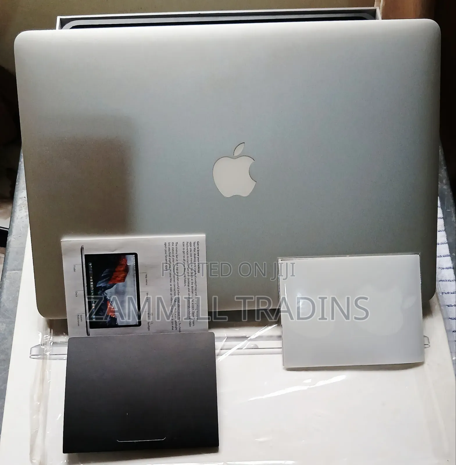 New Laptop Apple MacBook Pro 16GB Intel Core i5 HDD+SSD 256GB