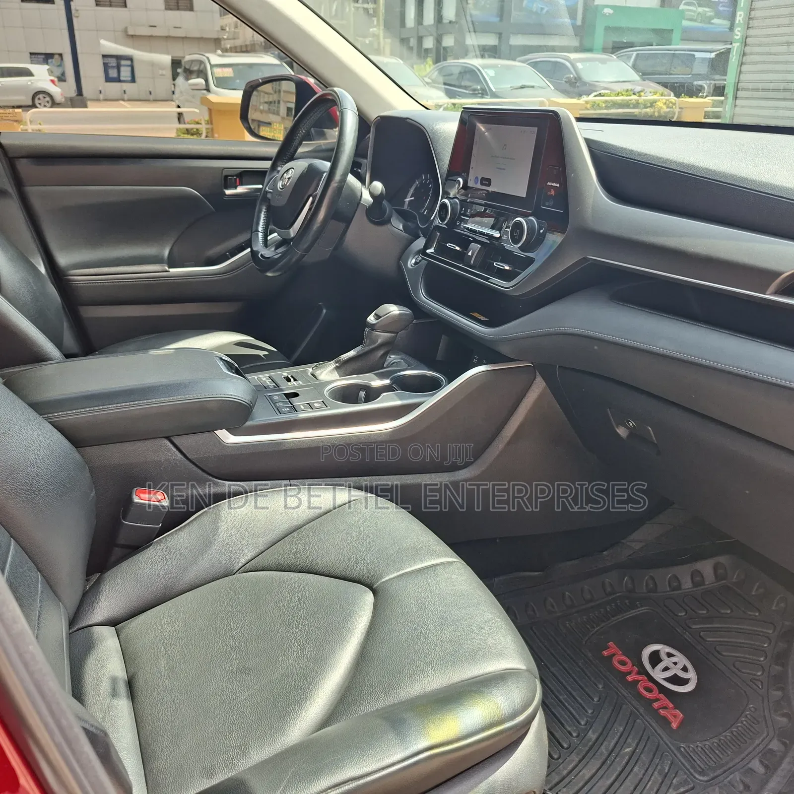Toyota Highlander 2023 Red