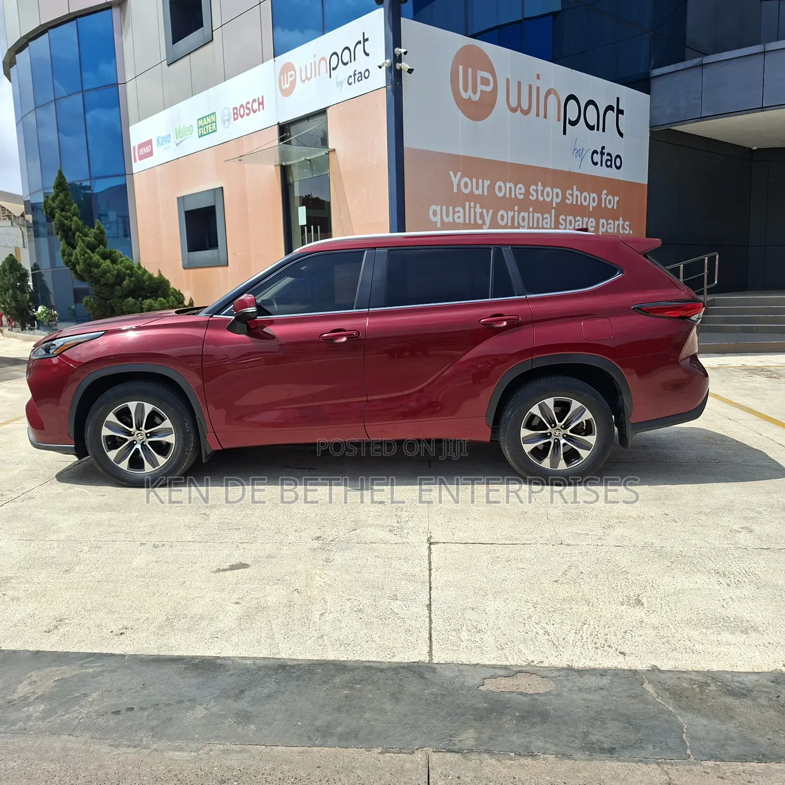 Toyota Highlander 2023 Red