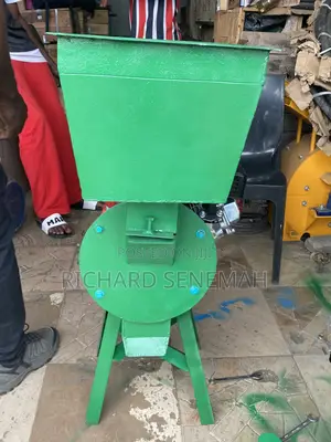 Hummer Mill Machine