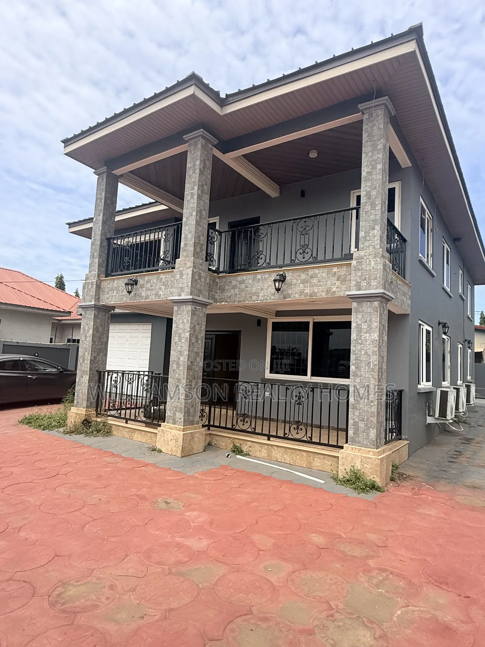 4bdrm House in Community 18 Area, Spintex for rent