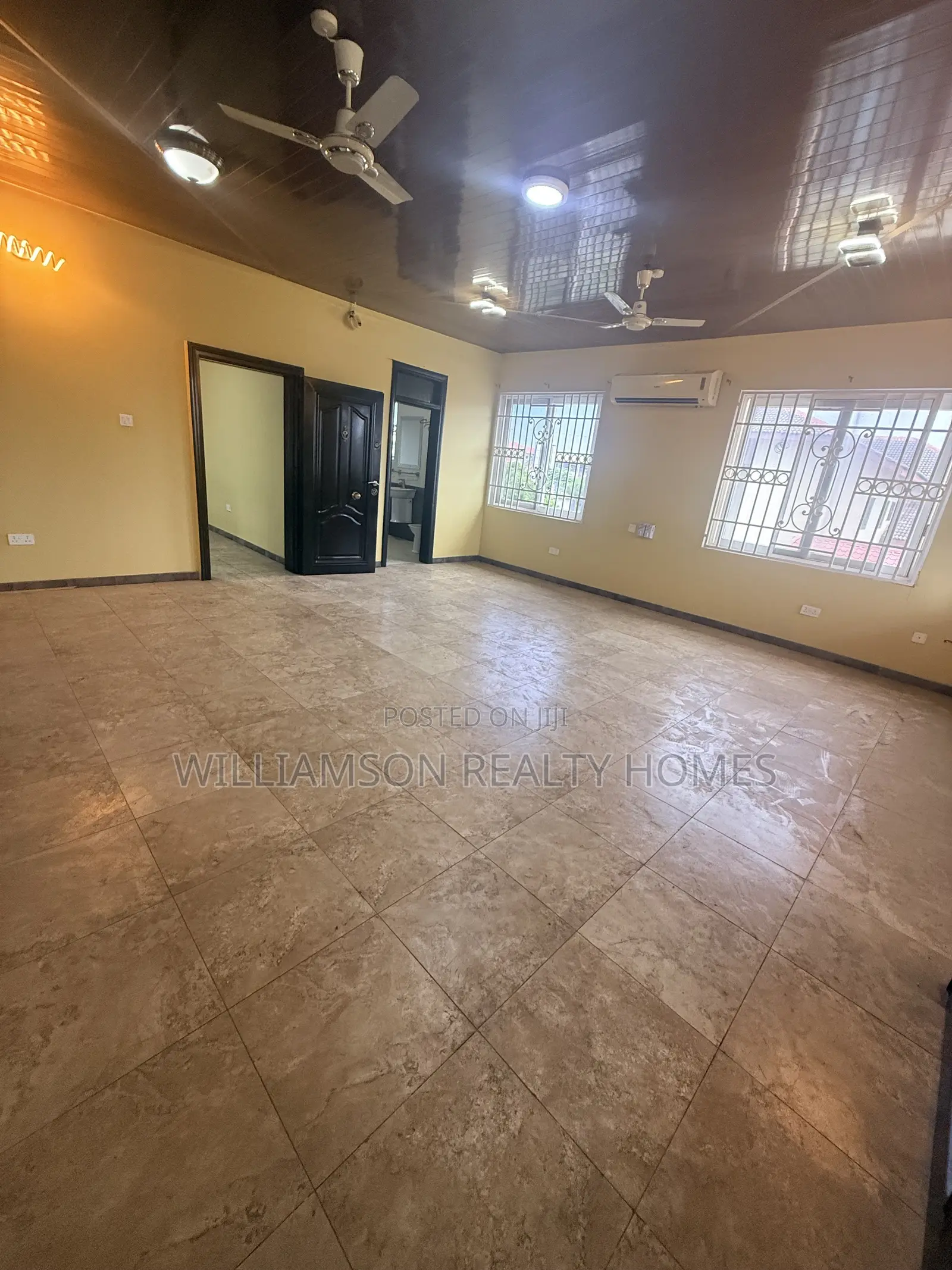 4bdrm House in Community 18 Area, Spintex for rent