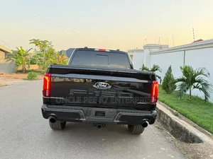 Ford F-150 2025 Black