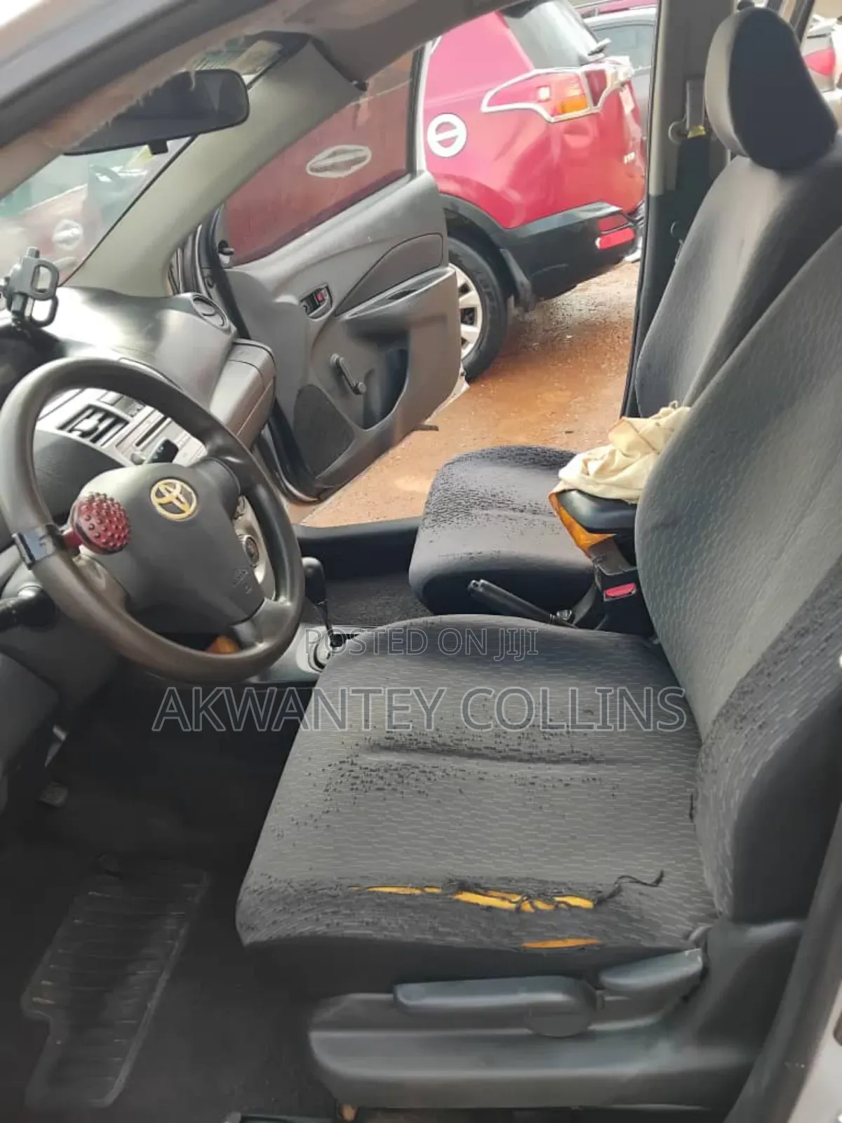 Toyota Yaris 2011 Silver