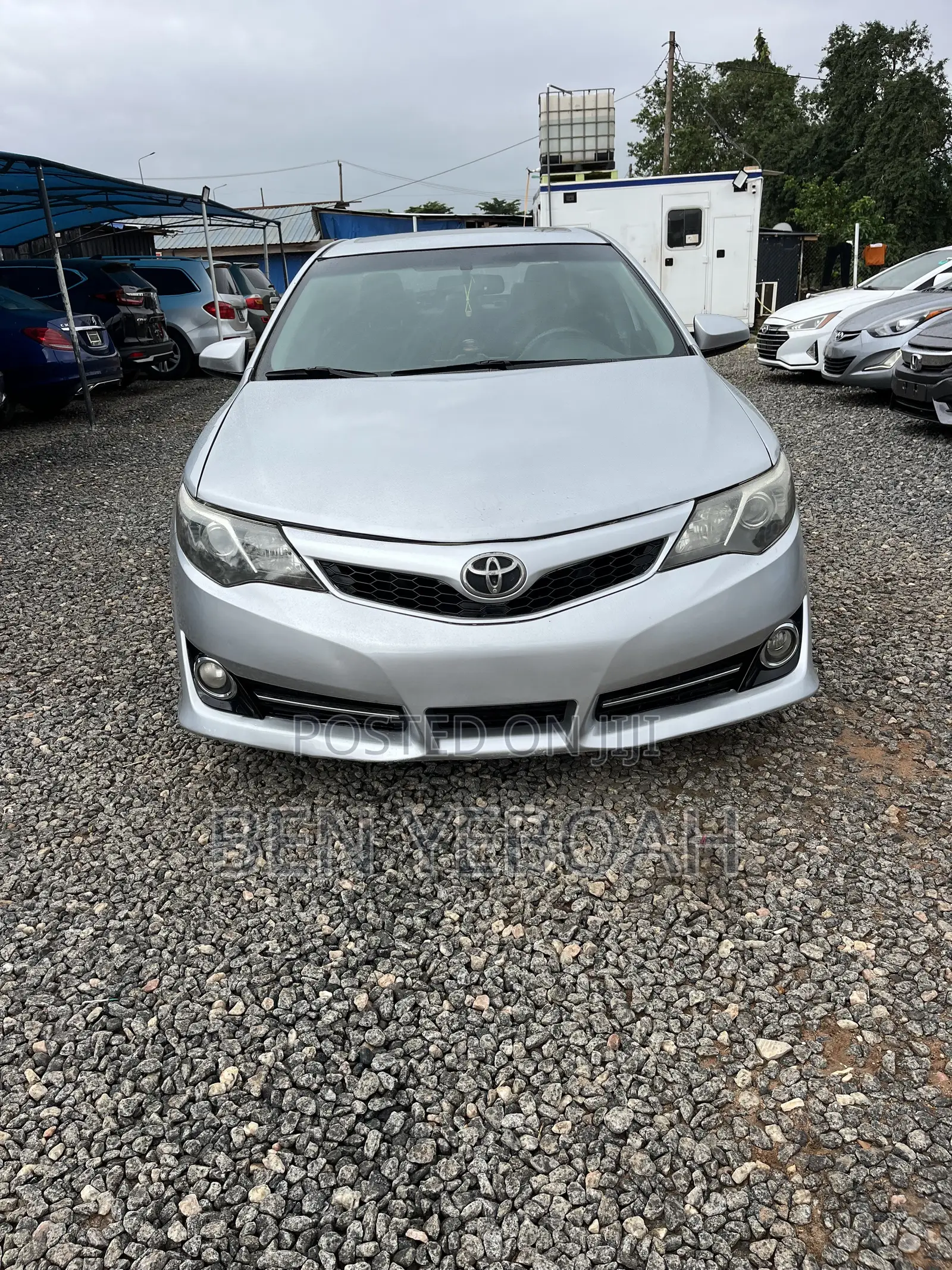 Toyota Camry SE 4dr Sedan (2.5L 4cyl 6A) 2014 Silver