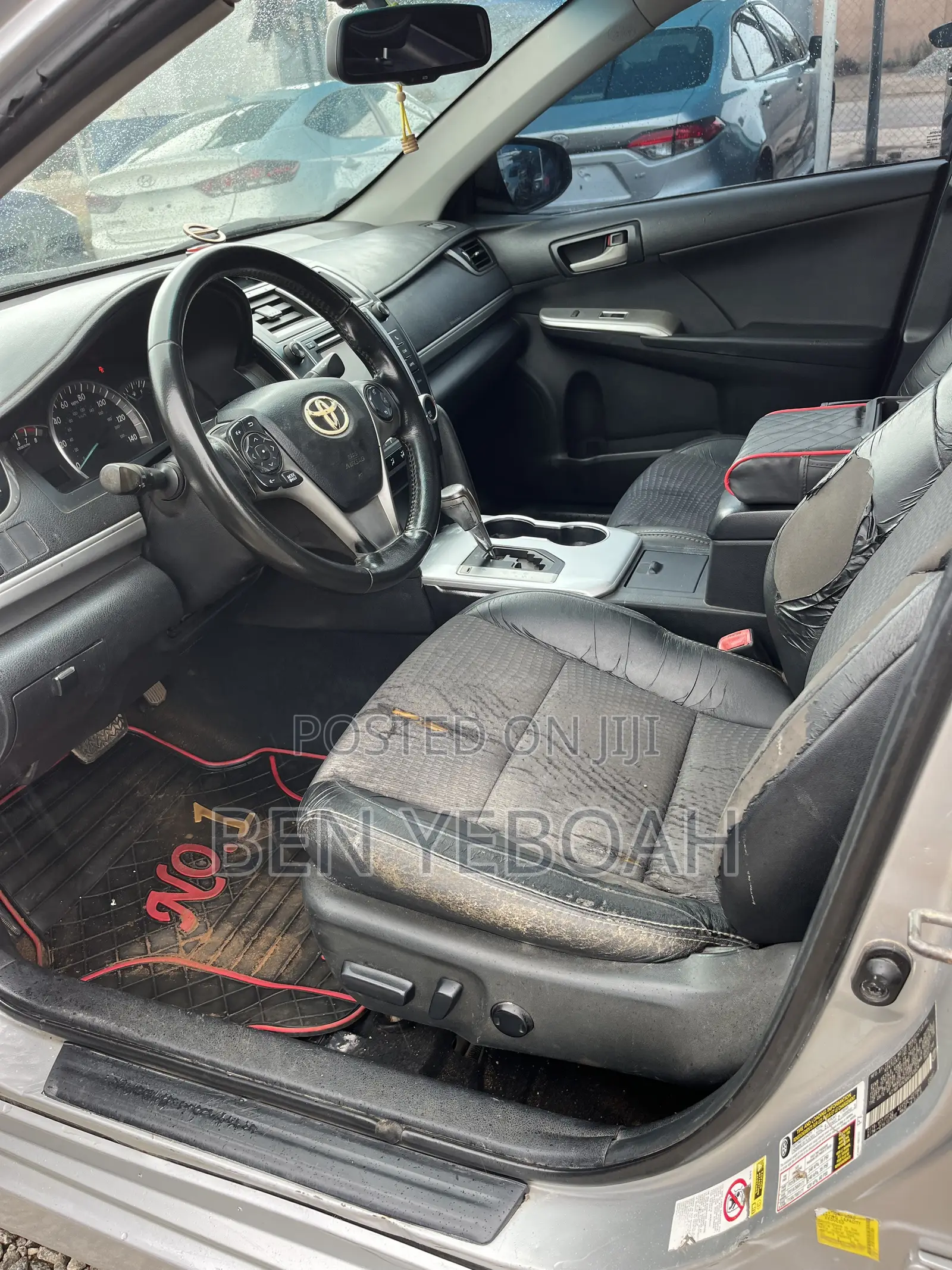 Toyota Camry SE 4dr Sedan (2.5L 4cyl 6A) 2014 Silver