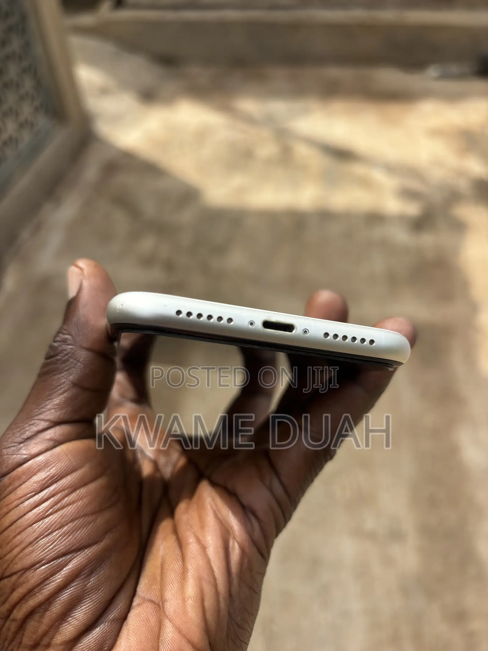 Apple iPhone 11 64 GB White