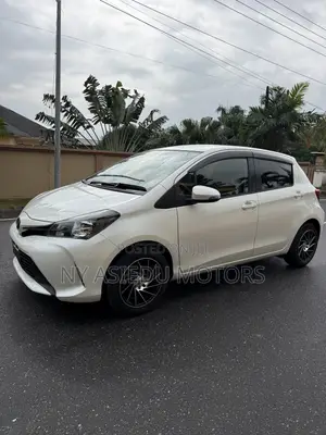 Toyota Vitz 1.3 FWD 3dr 2015 White