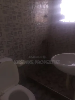 2bdrm Apartment in Kismike Investment, Nyanmekye for rent