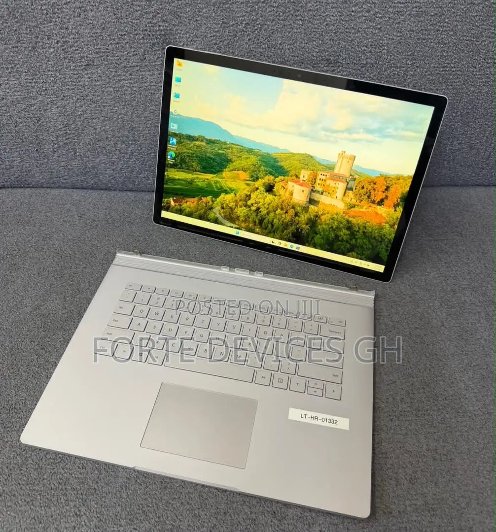 New Laptop Microsoft Surface Book 2 16GB Intel Core i7 SSD 256GB