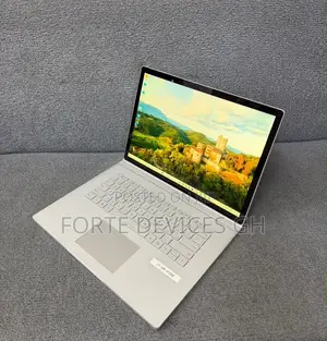New Laptop Microsoft Surface Book 2 16GB Intel Core i7 SSD 256GB