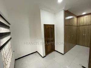 4bdrm House in Shining Star Real, Accra Metropolitan for rent