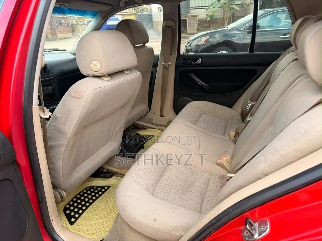 Volkswagen Golf 2008 Red